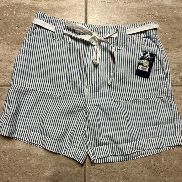 ๐๐NWT-LUCKY BRAND LINEN BLUE AND WHITE STRIPED SHORTS SZ 26๐๐ - Picture 1 of 11